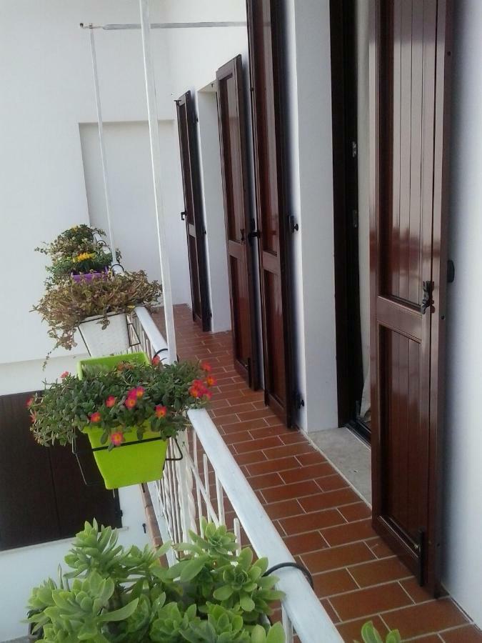 דירות Roe La Casa Bianca מראה חיצוני תמונה